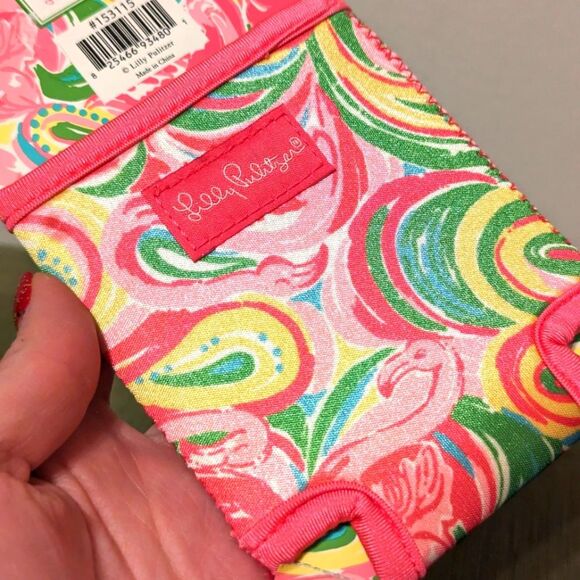 Lilly Pulitzer NWT Drink Hugger Featured in all Nighter - Picture 6 of 9